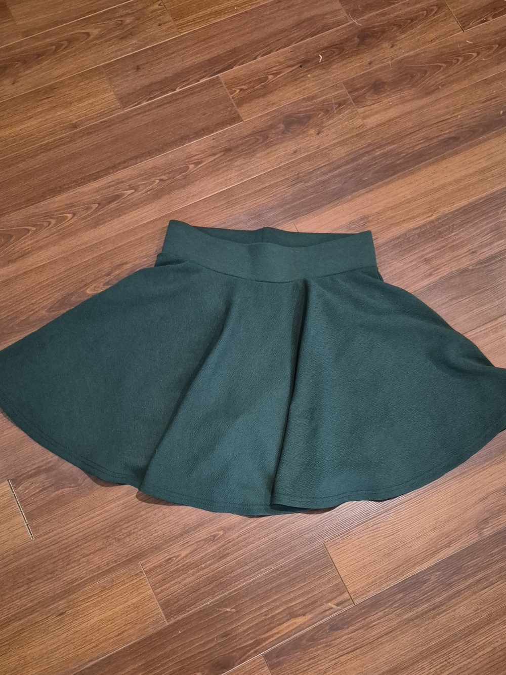 Dark Green Flared Women’s Skort with Smooth Waistband